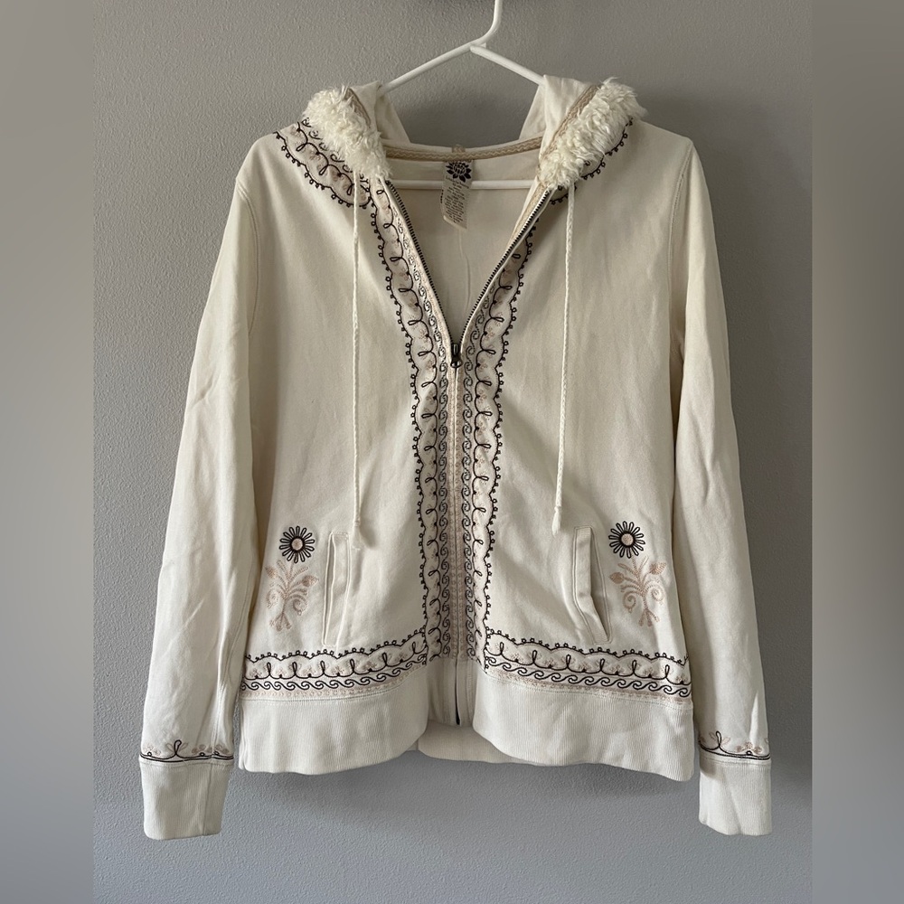 Lucky Brand “Suitable For Framing” Embroidered & Lined Hoodie Size L